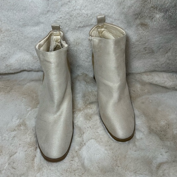 New Life Stride Women's Foxy Ankle Bootie Almonds 7.5 - Picture 2 of 7